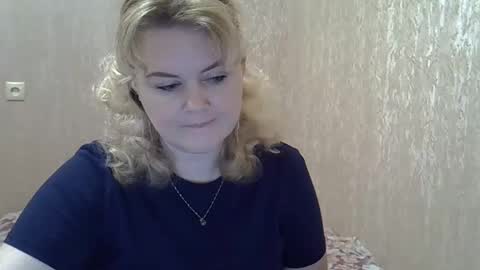 Snapshot of karennelsonx chatting on January 16, 1:36 pm karennelsonx online show from January 16, 1:36 pm