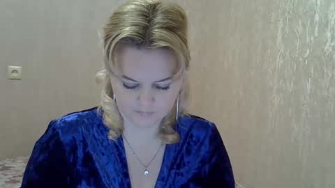 Snapshot of karennelsonx chatting on January 24, 4:28 pm karennelsonx online show from January 24, 4:28 pm