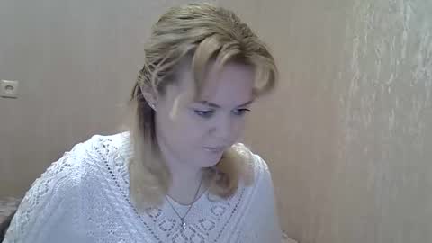 Snapshot of karennelsonx chatting on February 3, 1:51 pm karennelsonx online show from February 3, 1:51 pm