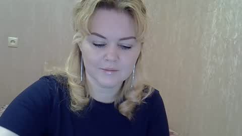 Snapshot of karennelsonx chatting on February 23, 11:55 am karennelsonx online show from February 23, 11:55 am