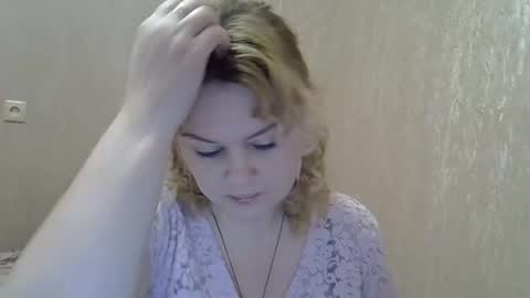 Snapshot of karennelsonx chatting on February 25, 3:27 pm karennelsonx online show from February 25, 3:27 pm