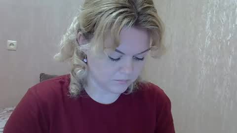 Snapshot of karennelsonx chatting on February 27, 10:37 am karennelsonx online show from February 27, 10:37 am