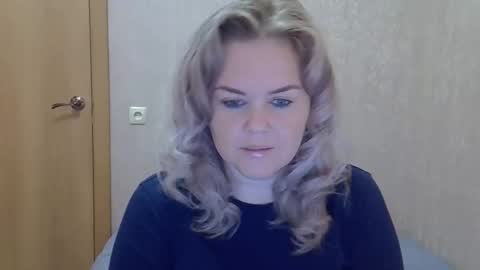 Snapshot of karennelsonx chatting on September 14, 12:26 pm karennelsonx online show from September 14, 12:26 pm