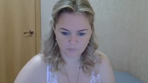 Snapshot of karennelsonx chatting on September 22, 7:21 am karennelsonx online show from September 22, 7:21 am