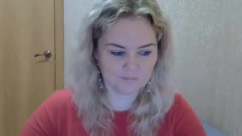 Snapshot of karennelsonx chatting on October 5, 10:35 am karennelsonx online show from October 5, 10:35 am