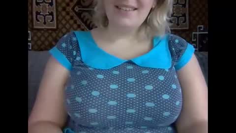 Snapshot of karilina_hi chatting on December 31, 8:04 am Karilina Hi online show from December 31, 8:04 am