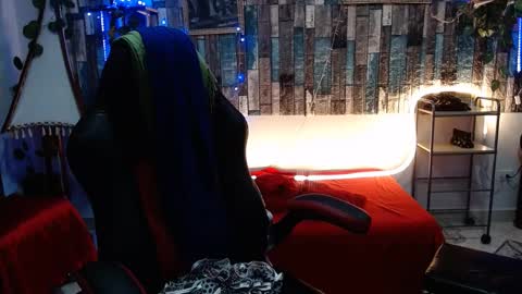 Snapshot of karima_sarabe chatting on December 10, 1:00 am karima_sarabe online show from December 10, 1:00 am