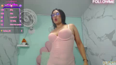 Snapshot of karime_sexygirl chatting on January 13, 2:21 pm Karime online show from January 13, 2:21 pm