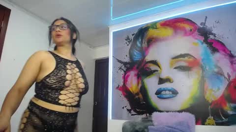 Snapshot of karime_sexygirl chatting on January 17, 4:26 pm Karime online show from January 17, 4:26 pm