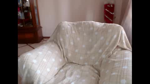 Snapshot of karina8571 chatting on February 22, 11:13 am Karina online show from February 22, 11:13 am