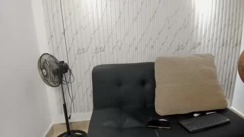 karina_aurora online show from February 17, 4:42 am