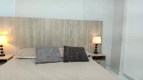 Karina Calderon online show from April 13, 11:37 am