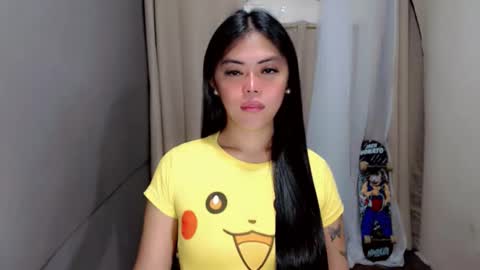 I AM BELLE online show from April 22, 6:09 pm