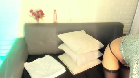 Kari online show from October 10, 11:31 am