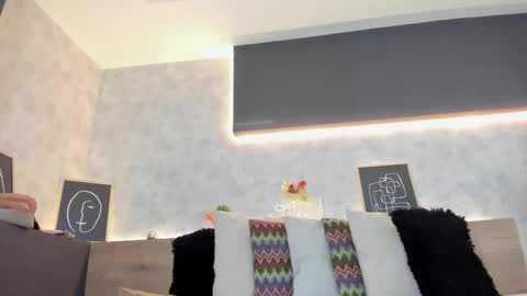 Kari online show from March 15, 11:27 am