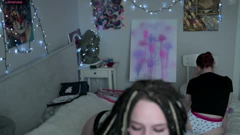 Snapshot of karina_kitty24 chatting on May 5, 12:35 pm Karina kitty24 online show from May 5, 12:35 pm