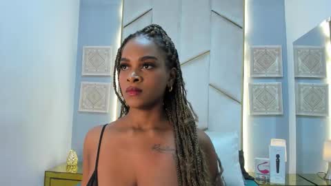 karinaacox online show from March 16, 12:42 pm