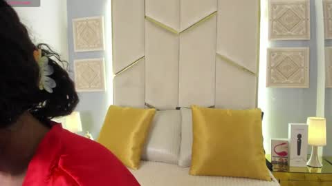 karinaacox online show from May 22, 12:22 pm