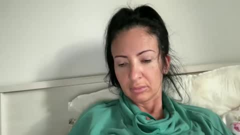 Karina online show from November 4, 6:45 am