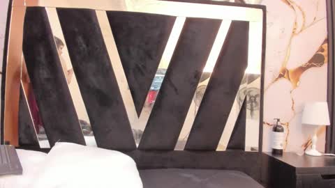 Snapshot of karinasimonz chatting on February 12, 1:44 am KarinaSimonz online show from February 12, 1:44 am