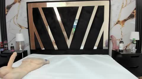 Snapshot of karinasimonz chatting on March 1, 8:00 pm KarinaSimonz online show from March 1, 8:00 pm