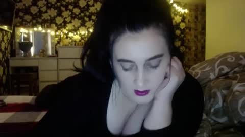 karinkabrunetka2 online show from December 24, 8:22 am