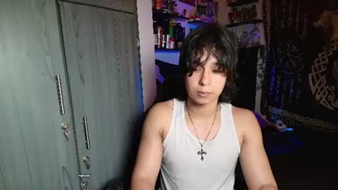 Snapshot of kariozzz chatting on July 11, 9:05 pm call me kai 3 online show from July 11, 9:05 pm