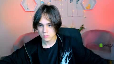 Karl online show from November 15, 9:50 am