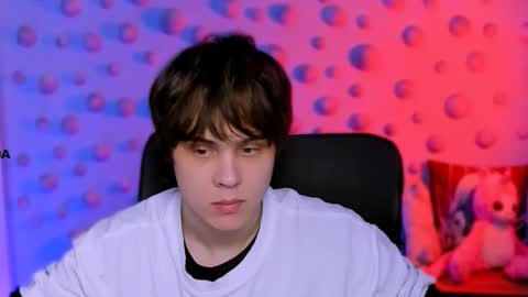 Karl online show from December 3, 9:51 am