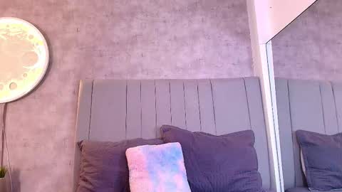 Karla online show from November 22, 7:35 pm