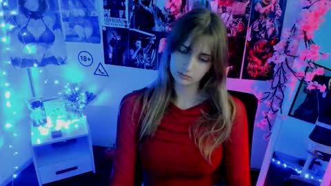 Karla online show from November 18, 7:13 am