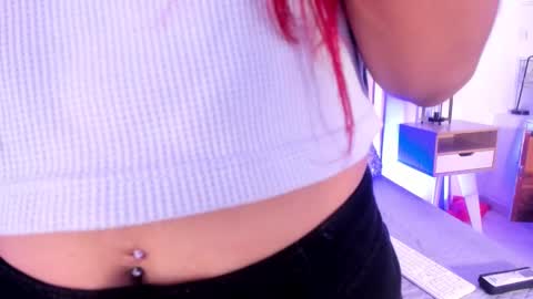 Snapshot of karla_gonzaless chatting on March 3, 6:33 pm Karla Gonzaless online show from March 3, 6:33 pm