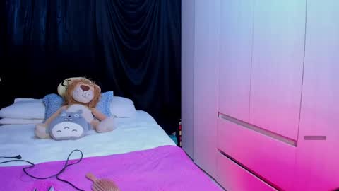 Karla  online show from April 20, 11:02 am