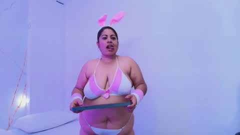 karla_hilton1 online show from October 31, 2:07 pm