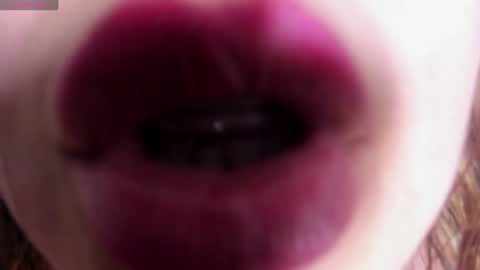 Snapshot of karla_rodriguezx chatting on January 7, 10:19 pm karla rodriguez online show from January 7, 10:19 pm