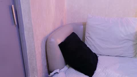 Snapshot of karla_sm chatting on January 15, 11:37 am karla_sm online show from January 15, 11:37 am