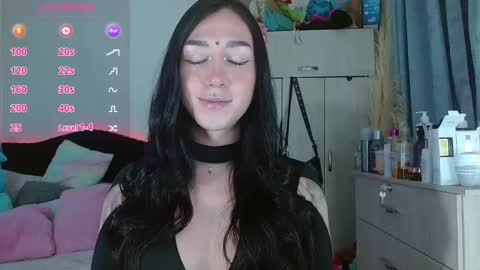 Snapshot of karla_zambrano chatting on March 3, 11:14 pm karla online show from March 3, 11:14 pm