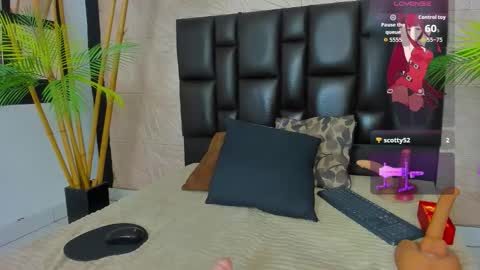 karlarusso online show from September 30, 9:09 pm