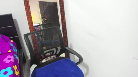 Snapshot of karljensen33 chatting on January 7, 6:14 pm karlgenjen online show from January 7, 6:14 pm