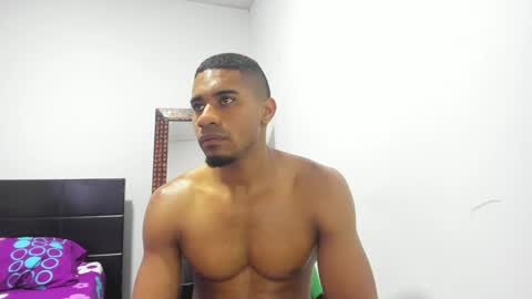 Snapshot of karljensen33 chatting on January 12, 11:58 pm karlgenjen online show from January 12, 11:58 pm