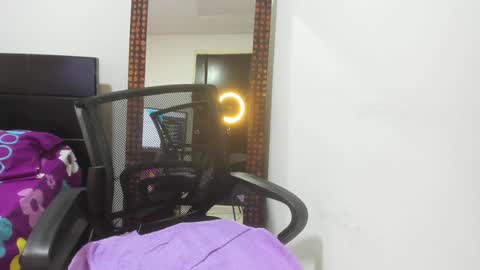 Snapshot of karljensen33 chatting on January 18, 7:37 pm karlgenjen online show from January 18, 7:37 pm