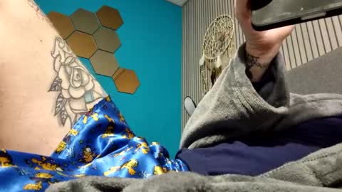 Snapshot of karlmeirio chatting on February 9, 7:12 am Daddy Karl online show from February 9, 7:12 am