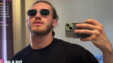 Karlos and Louis online show from January 11, 4:06 am