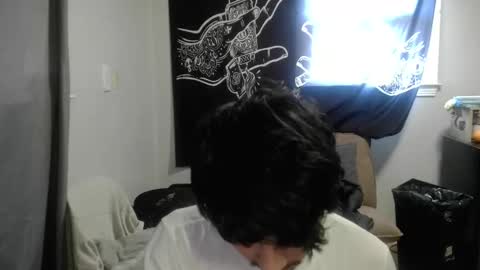 Snapshot of karloscm4 chatting on March 4, 7:32 pm karloscm4 online show from March 4, 7:32 pm