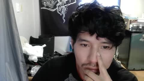 Snapshot of karloscm4 chatting on March 7, 7:27 pm karloscm4 online show from March 7, 7:27 pm