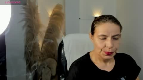 KARLYE online show from April 15, 2:18 am