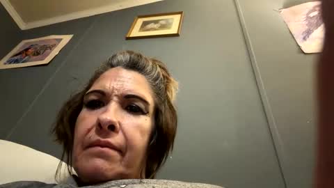 karmadewit1980 online show from June 9, 9:10 am