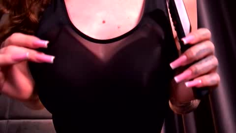 karmafoxx online show from March 25, 4:07 am