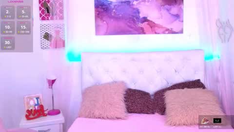 Snapshot of karol_adams_1 chatting on November 12, 4:46 am karol online show from November 12, 4:46 am