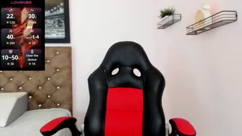 Snapshot of karol_deny chatting on June 16, 7:38 pm Karol D online show from June 16, 7:38 pm